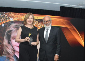 Muere la periodista Cosette Bonnelly, esposa de Persio Maldonado