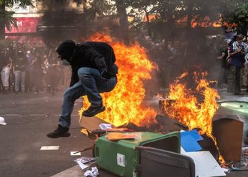 Europa arde en ola de protestas, saqueos, bloqueos estudiantiles