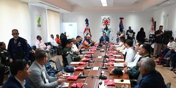 Santiago alerta ante riesgos sísmicos y reúne organismos de emergencia