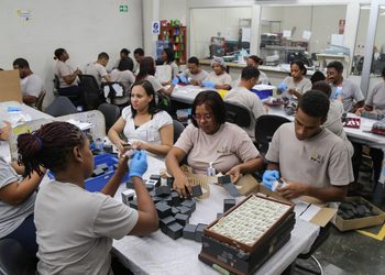 Indotel y Consejo de Zonas Francas capacitarán a 6,000 trabajadores en habilidades digitales