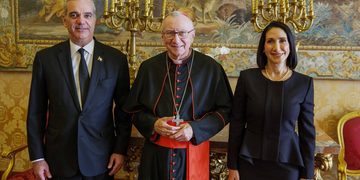Abinader aborda conflictos regionales y delincuencia organizada en el Vaticano