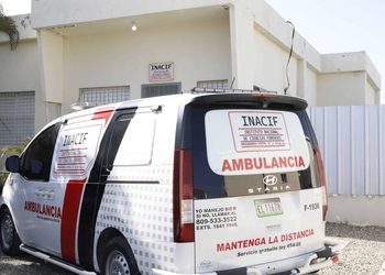 Accidente en Santiago deja dos muertos tras ser arrollados por camión recolector