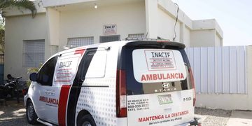 Accidente en Santiago deja dos muertos tras ser arrollados por camión recolector