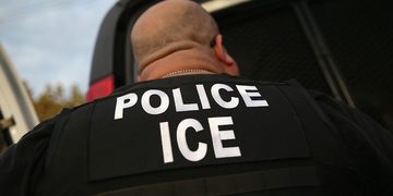Defensores de DDHH piden ICE deje de ocultar el paradero de los inmigrantes detenidos