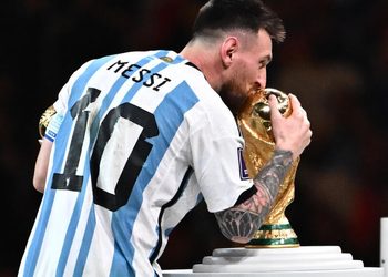 Messi llega a Argentina para disputar su último partido con la selección