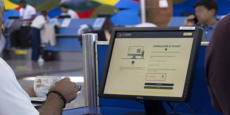 Lo que debes hacer si tienes impedimento de salida del país sin un sustento judicial