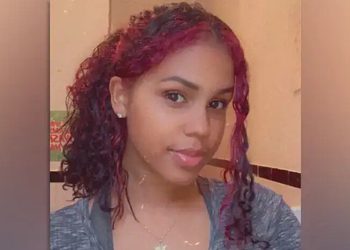 Policía de NY determina que mujer dominicana que murió y su bebé fueron empujadas desde el 15 piso