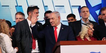 Netanyahu gana comicios, pero sin alcanzar mayoría